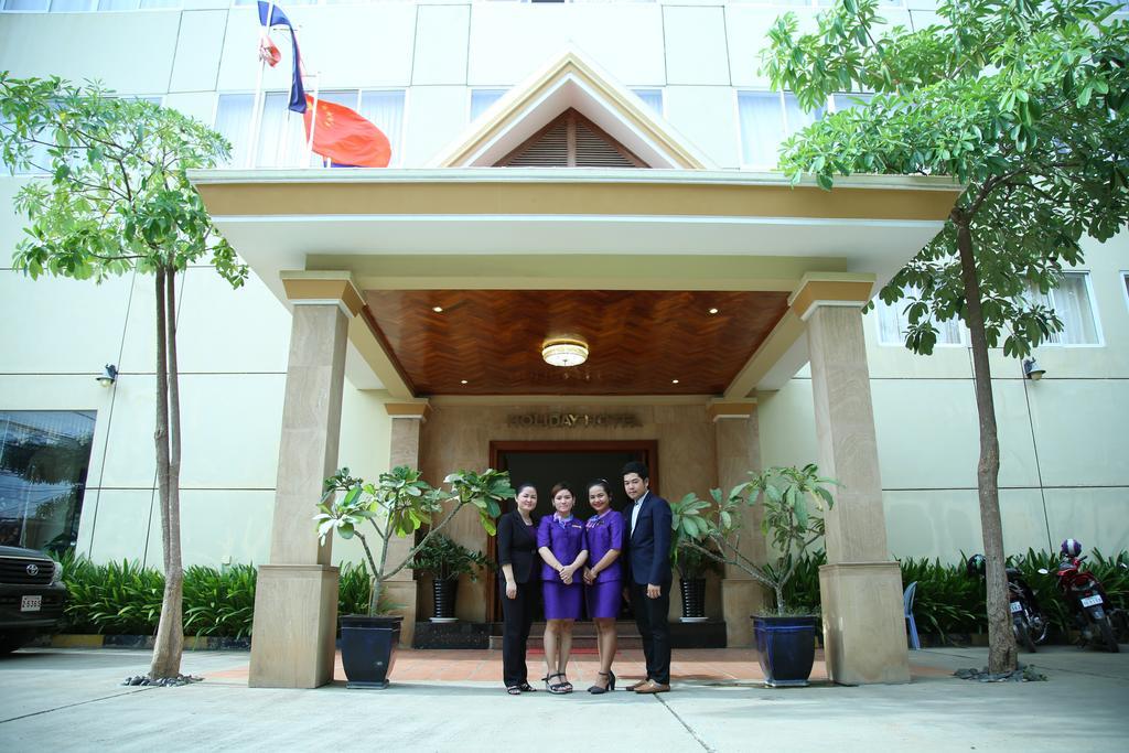 Holiday Hotel Battambang Exterior foto