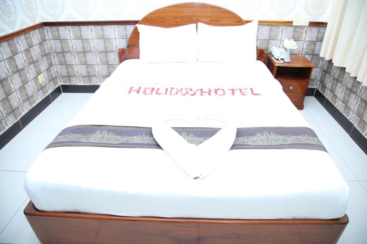 Holiday Hotel Battambang Exterior foto