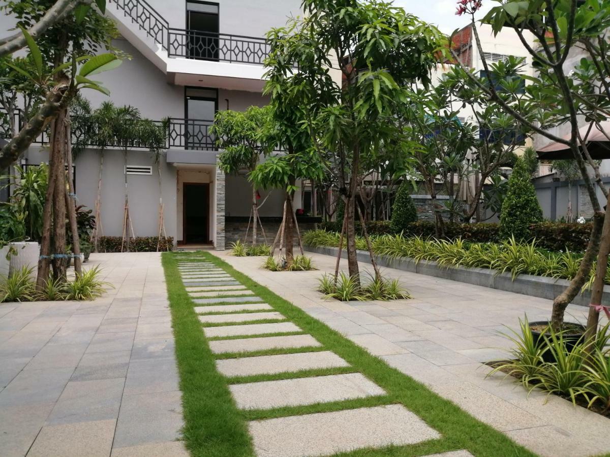Holiday Hotel Battambang Exterior foto
